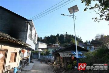 高效節能物聯網智慧路燈照亮美麗鄉村