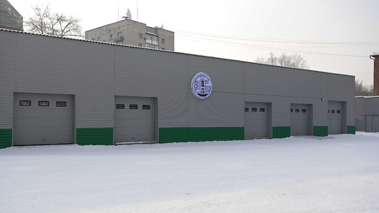 哈薩克斯坦共和國總統托卡耶夫視察哈薩克斯坦魯班工坊_fororder_4